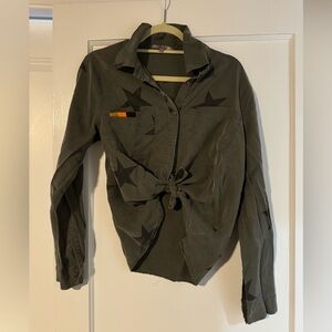 Star button down